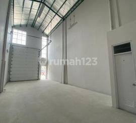 Gudang di Green Lake City Ukuran 6x20, Lokasi Strategis Akses Tol

Green Lake City, Jakarta Barat

 2