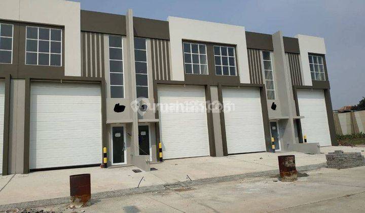 Gudang Green Lake City Luas 6x20, 1 Lantai, Ppjb, Akses Kontainer

Green Lake City, Jakarta Barat

 2
