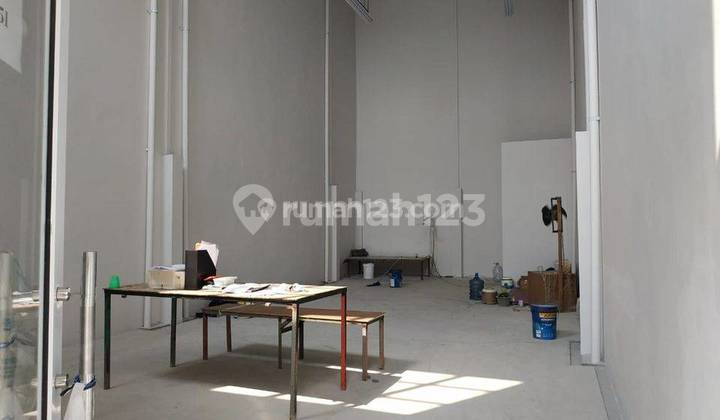Gudang Green Lake City Luas 6x20, 1 Lantai, Ppjb, Akses Kontainer

Green Lake City, Jakarta Barat

 7
