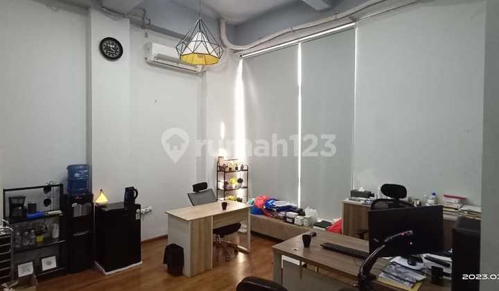 Ruko Interkota Kosambi, Jakarta Barat. Ruko gandeng 2. Uk 14x15 m² full bangunan 4 Lantai. Harga 5,8 Milyar Nego Sampai Deall 12
