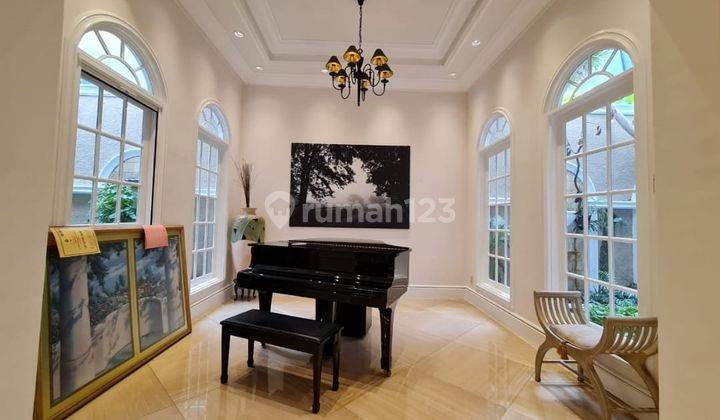 di Rumah Pantai Mutiara, Jakarta Utara. Harga 18 Milyar Nego. Kondisi Semi Furnish. 3