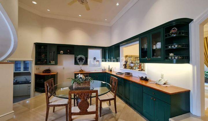 di Rumah Pantai Mutiara, Jakarta Utara. Harga 18 Milyar Nego. Kondisi Semi Furnish. 6