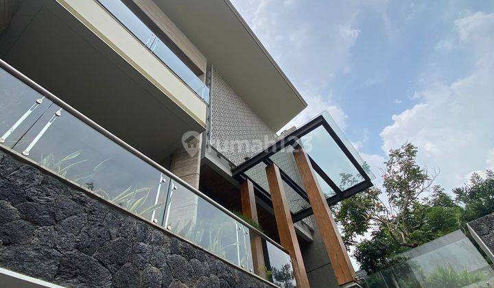 Rumah Permata Buana, Kembangan. Jakarta Barat. Uk 10x23m2. Luas Bangunan 550m2. Full Furnish Mewah Dan Bagus. Harga 13,5 Milyar Nego 2