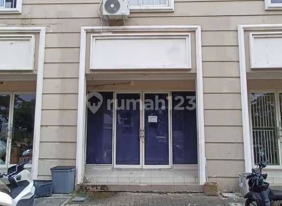 Ruko Cbd Boulevard Hadap Jalan Raya Depan. Lokasi Sangat Bagus. Uk 4,5x15m2. Harga 5 Milyar Nego 