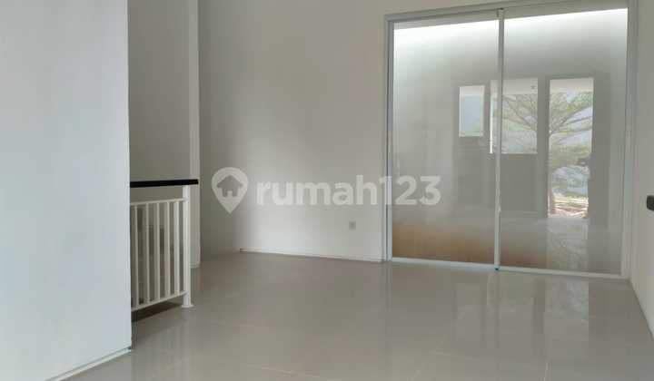 Rumah Citra Garden, Citra 8. Cluster Aeromansion. Masih Baru dan Harga Dibawa Pasar. Uk 8X12,5M².Harga 3,5 Milyar Nego 2