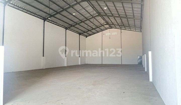 Gudang Yugi Teluk Naga Uk 15x42 Luas Bangunan 510m2 Ada Office 2 Lantai Luas 150 M2 Listrik 10,500 Watt Ipl 1 Juta/bulan Toilet 2 Harga 320juta/tahun