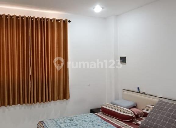 Permata Taman Palem Shop House, Size 4x12m². 3.5 Floors. Price IDR 2.7 Billion Negotiable Until Deallll. Permata Taman Palem Shop House, Size 4x12m². 3.5 Floors. Price IDR 2.7 Billion Negotiable Until Deallll.