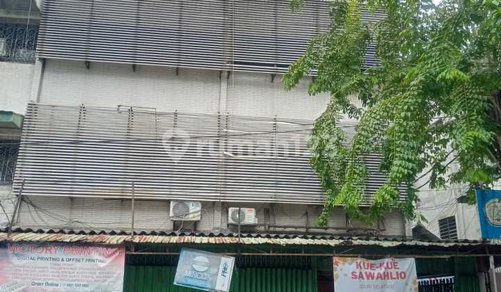 Jembatan Lima Jamblang Tss Ruko Gandeng 2 Luas Tanah 200 M² ( 10x20 )luas Bangunan 800 M²bangunan 4 Lantai 3 Kamar Mandi Bangunan Kokoh Dan Kuat Harga 7 Milyar Nego Berapun Di Pertimbangkan Jembatan Lima Jamblang Tss Ruko Gandeng 2 Luas Tanah 200 M² ( 10x20 )luas Bangunan 800 M²bangunan 4 Lantai 3 Kamar Mandi Bangunan Kokoh Dan Kuat Harga 7 Milyar Nego Berapun Di Pertimbangkan