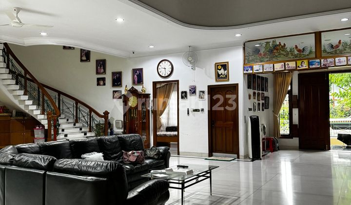 Rumah Sunter Paradise Tahap 3rumah Rapih, Bersih, Siap Huni, Struktur Bagusluas Tanah (tanah Mengantong) = 413 M2luas Bangunan = 468 M2hadap : Timur Lautsertifikat Hpl S/d Tahun 2043kamar Tidur : 5toilet : 4kamar Pembantu : 2toilet Pembantu : 1harga Jual Rumah Sunter Paradise Tahap 3rumah Rapih, Bersih, Siap Huni, Struktur Bagusluas Tanah (tanah Mengantong) = 413 M2luas Bangunan = 468 M2hadap : Timur Lautsertifikat Hpl S/d Tahun 2043kamar Tidur : 5toilet : 4kamar Pembantu : 2toilet Pembantu : 1harga Jual