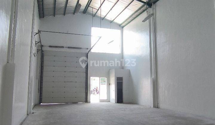 Pergudangan Bizpark, DAANMOGOT, Uk 9x24 m². Harga 200jt/th 2