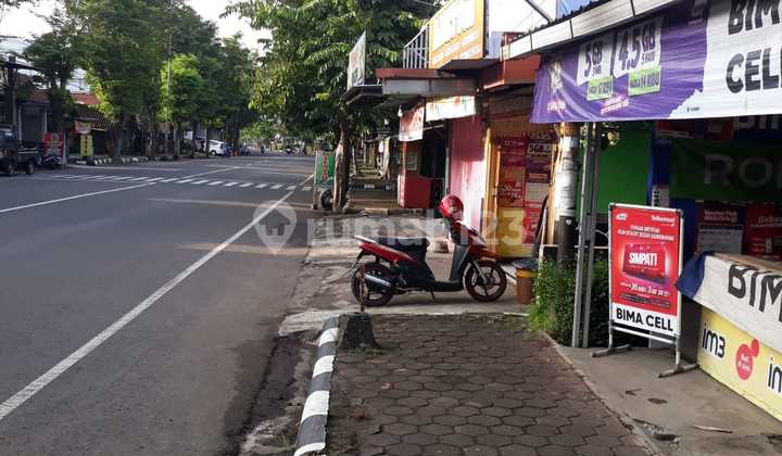 Dijual Rumah Bonus 2 Ruko Pinggir Jalan Besar Dijual Rumah Bonus 2 Ruko Pinggir Jalan Besar