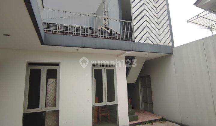 Disewakan Strategis Rumah / Gudang di Peta 4