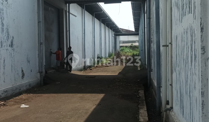 Ready-to-Use New Building Suitable for Factory or Warehouse. Ready-to-Use New Building Suitable for Factory or Warehouse.