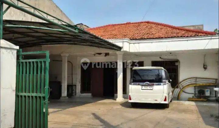 Disewakan Rumah Besar Cocok Untuk Usaha Ataupun Kantor Di Cirendeu Raya 2