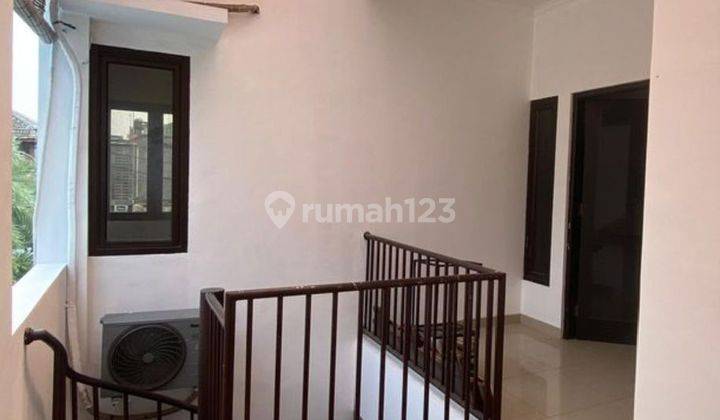 Disewakan rumah 2 lantai Semifurnish cocok utk hunian/kantor Di Fatmawati Jaksel 2