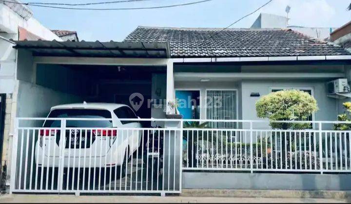 Dijual Rumah Bagus Semi Furnished Di Villa Pamulang 1