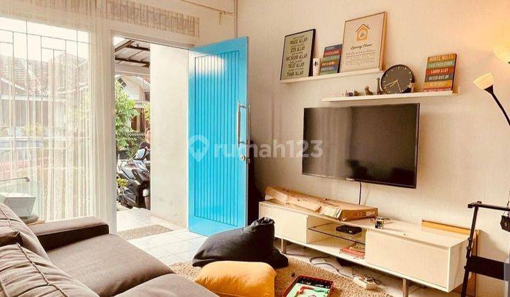 Dijual Rumah Bagus Semi Furnished Di Villa Pamulang 2