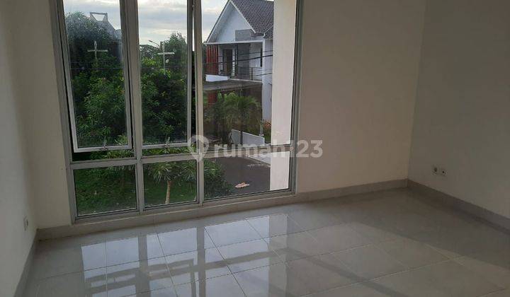 Dijual Rumah 2 Lantai Hoek Di Amalfi Village  2