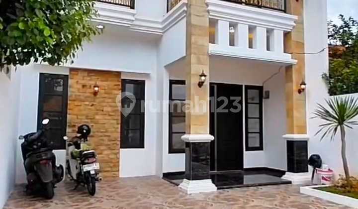 Dijual Rumah Bagusdikebagusan Jaksel Dekat Stasiun