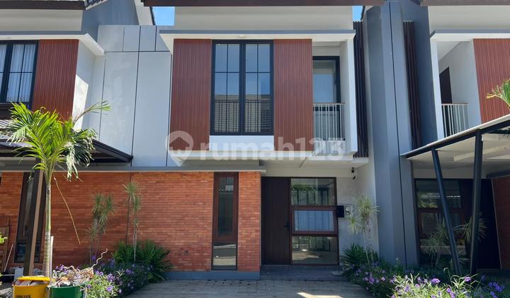 Rumah Modern Dekat Akses Tol-Freehold