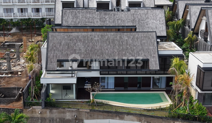RUMAH MEWAH SEMI VILLA BARU FULL FURNIHED SHM CANGGU BALI