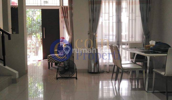 Rumah Dengan Tipe Modern 2 Lantai Semi Furnished Siap Huni 2