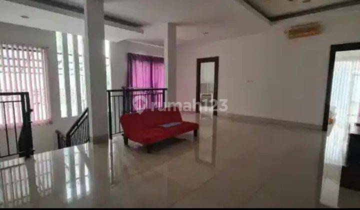 Dijual Rumah Cantik di Cluster Versailles BSD 2