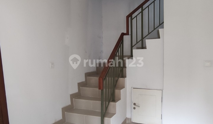 Super Cheap House in Malibu Cluster Gading Serpong 2