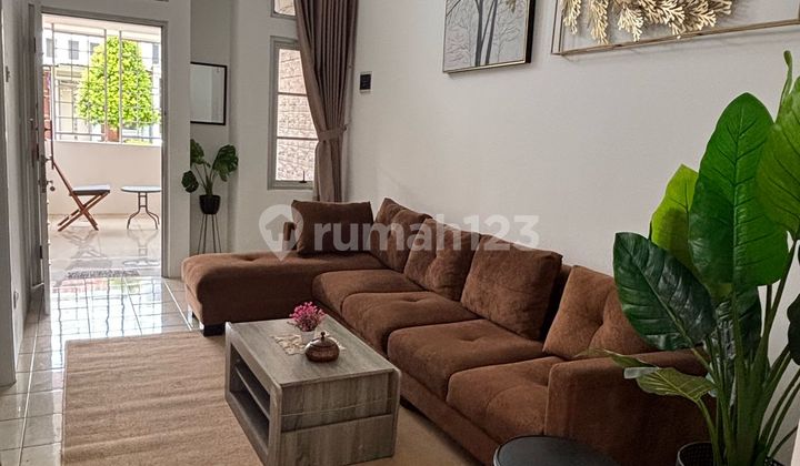 sewa rumah full furnish kota baru parahyangan