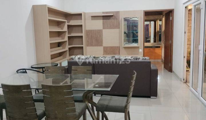 Disewakan Rumah Setraduta Milenia Full Furnished  1