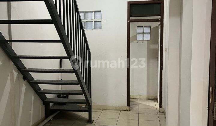 For Rent: Minimalist 2-Story House in Batununggal Indah Complex 2