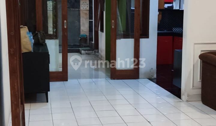 DISEWAKAN RUMAH ASRI & NYAMAN PONDOK HIJAU