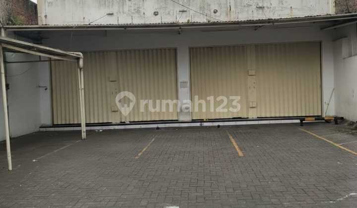 Disewakan Ruko 1 Lantai Ex Minimarket di Babakan Sari - Kiaracondong