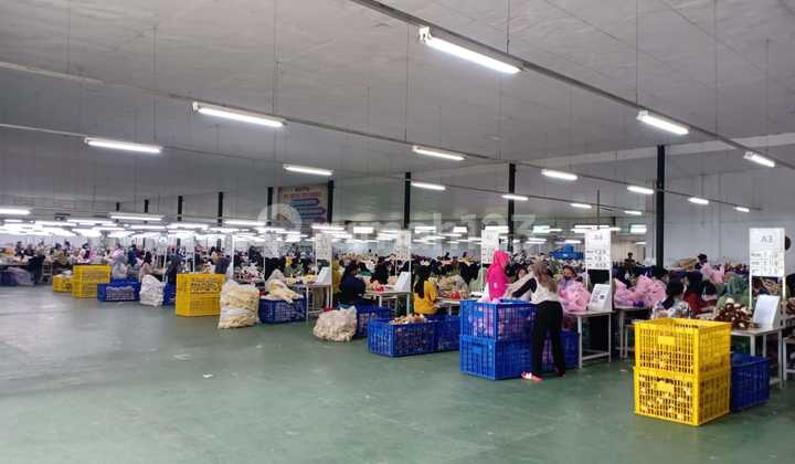 Warehouse and Land for Sale in Cianjur