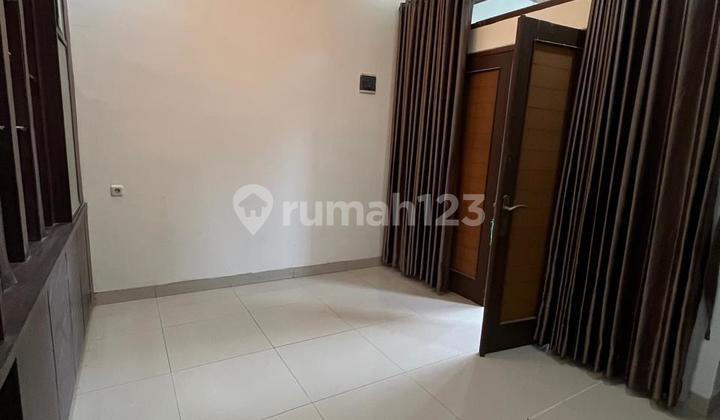 For Rent 2-story House in Setra Duta Residence 2