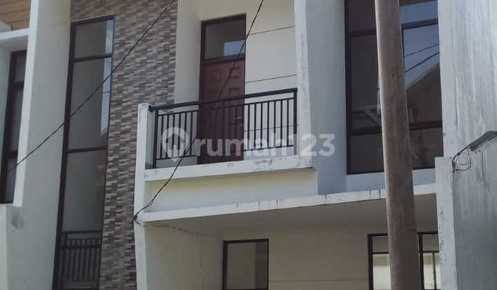 Disewakan Rumah Cluster / Komplek One Gate System Gegerkalong