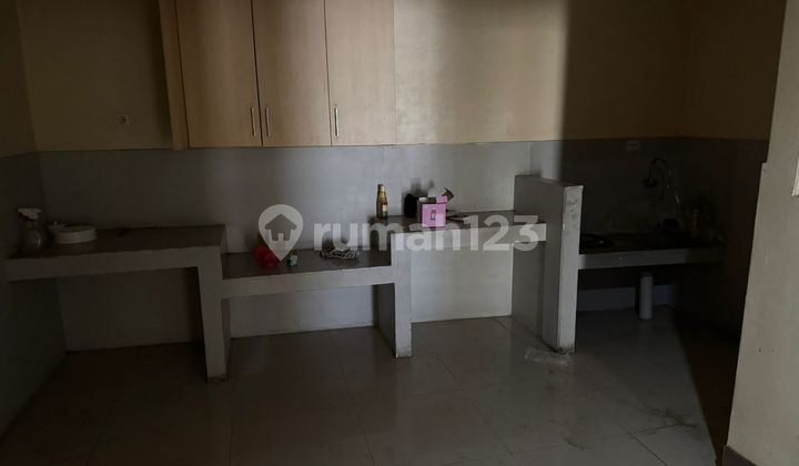 For Rent: Shop House Suitable for Office/Bank in Ciwastra 2