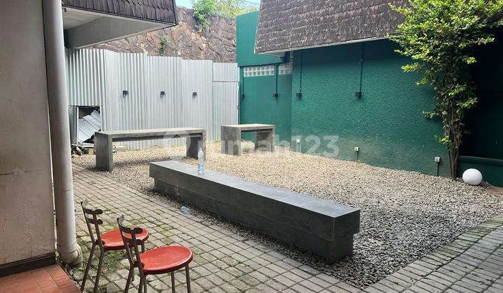 sewa ruang usaha area ciumbuleuit bandung