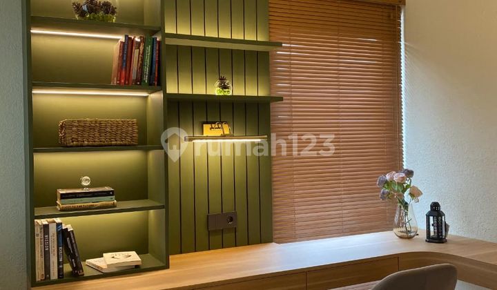 Di Jual Rumah Baru Full Renov Full Furnished Model Retro Classic House di Kota Baru Parahyangan 2