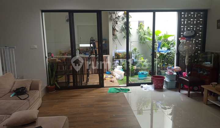 Jual Bu dan Cepat Rumah Siap Huni di Summarecon Cluster Flora Tipe Freya Premium Upgrade