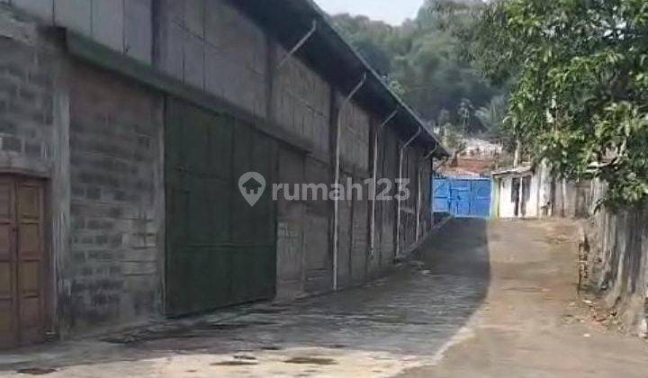 Di Jual Gudang Luas Lokasi Strategis di Batujajar 1