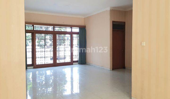 Rumah Bagus Minimalis Modern 1.5 Lantai Siap Huni Di Singgasana Pradana Bandung 1