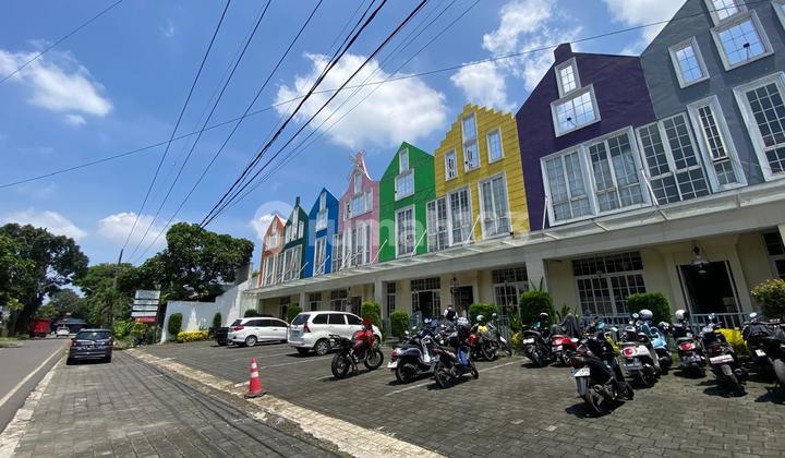 Hotel Mewah Dijual Cepat Design Western di Pusat Kuliner Kota Malang Hotel Mewah Dijual Cepat Design Western di Pusat Kuliner Kota Malang