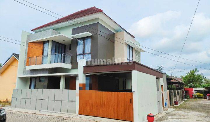 RUMAH BARU MEWAH 2 LT FULLY FURNISH MURAH DEKAT EXIT TOL MALANG
 1