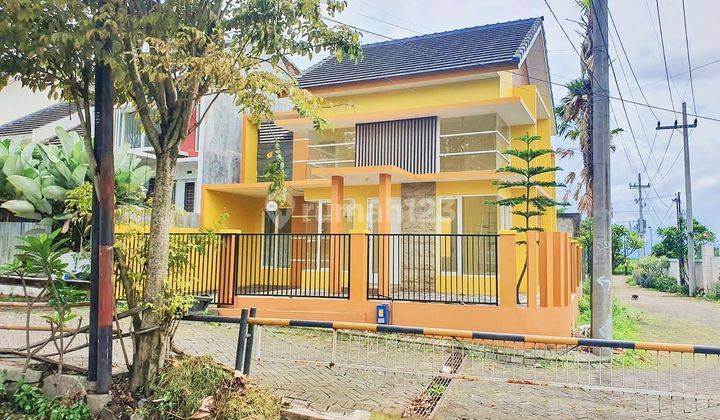 RUMAH HOOK BAGUS MODERN MURAH TANAHNYA LUAS DEKAT SUHAT 2