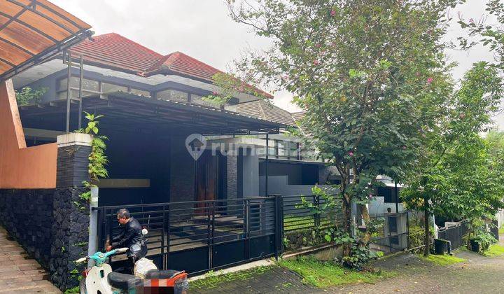 RUMAH BAGUS KOKOH MODERN DI CLUSTER ELIT DEKAT EXIT TOL KOTA MALANG 2