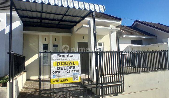 RUMAH BAGUS BARU MODERN MINIMALIS MURAH SIAP HUNI DEKAT EXIT TOL  1