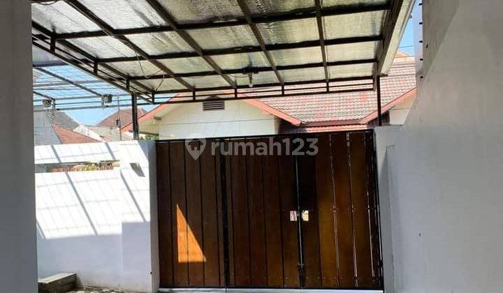 RUMAH BAGUS MODERN 2 LT + FURNITUR SIAP HUNI MURAH DEKAT UB SUHAT 2