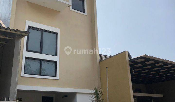 Rumah Modern Minimalis 2 Lt Semi Furn Di Pandanwangi Kota Malang 2
