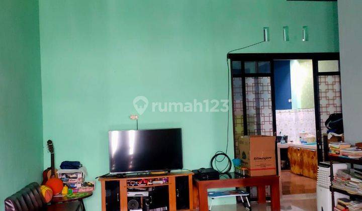 Rumah Bagus Modern 2 Lt Lokasi Strategis Di Bondowoso 
 2